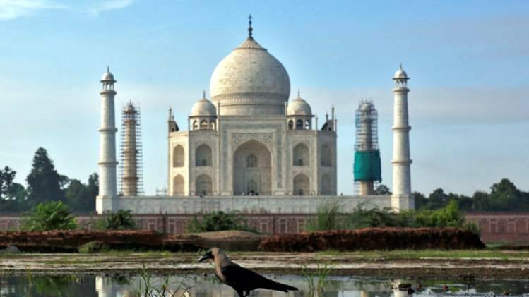 ताजमहल पर हक किसका?