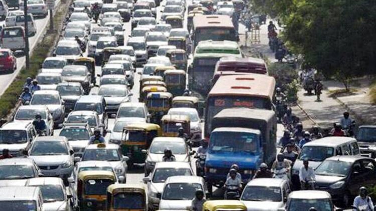 दिल्ली में जगह जगह ट्रैफिक जाम
