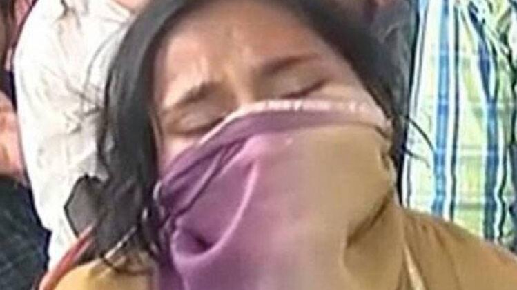 गैंगरेप पीड़िता के पिता की पोस्टमॉर्टम रिपोर्ट आई सामने