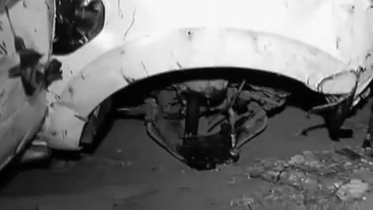 दिल्ली: कार की रफ्तार की रेस में खो बैठे होश, 1 की मौत