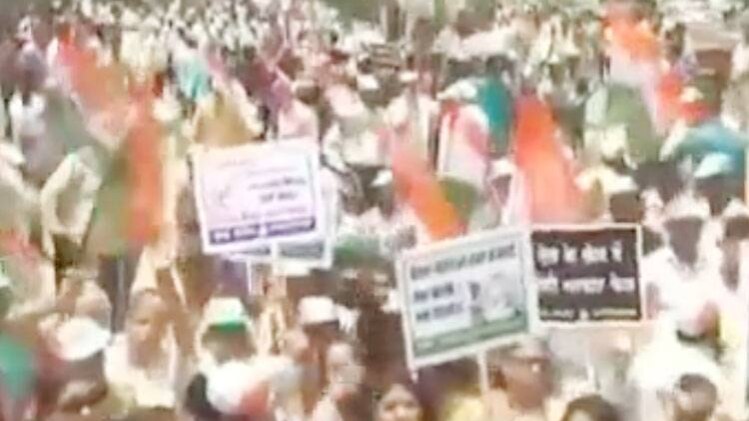 महंगाई पर कांग्रेस का हल्ला बोल