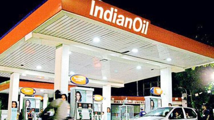 महंगाई के 'जले' पर 'पेट्रोल' डाला!