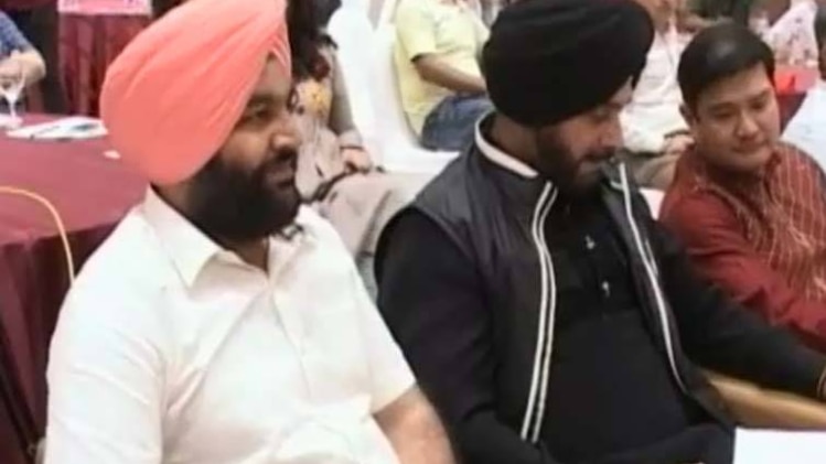 आजतक पंजाब: सिद्धू पर मेहरबान 'कैप्टन'