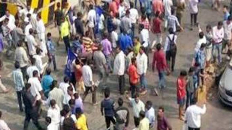 कोरेगांव हिंसा मामले में तीन गिरफ्तार