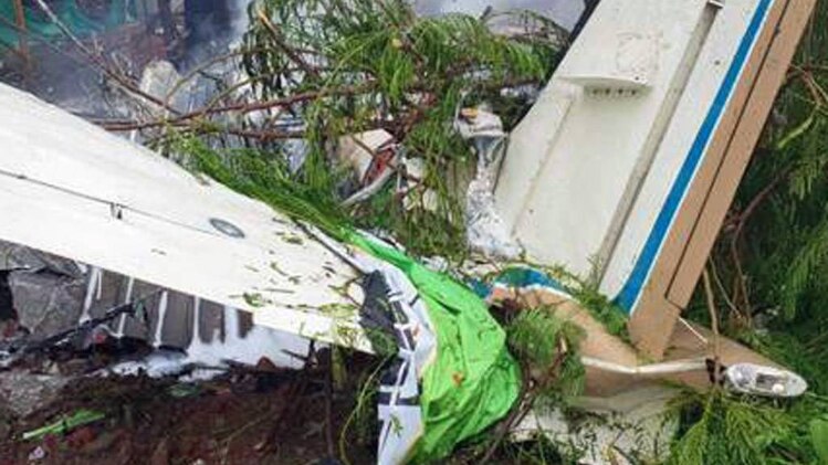 चार्टर्ड विमान हुआ क्रैश