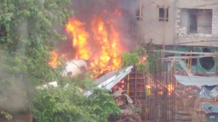 क्रांतिकारी बहुत क्रांतिकारी