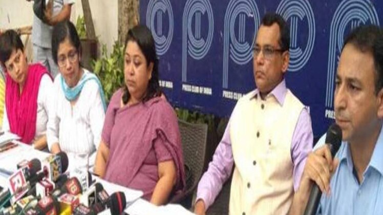 दिल्ली के IAS बोले- रुटीन बैठकों में नहीं जाएंगे