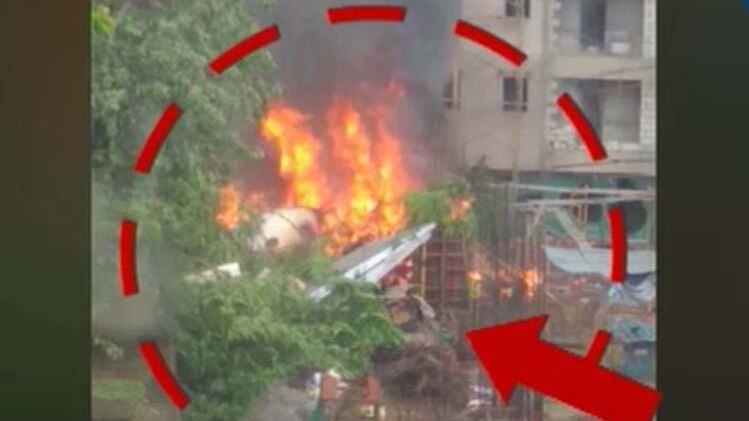 जानिए मुंबई में क्रैश हुए विमान का पूरा सच