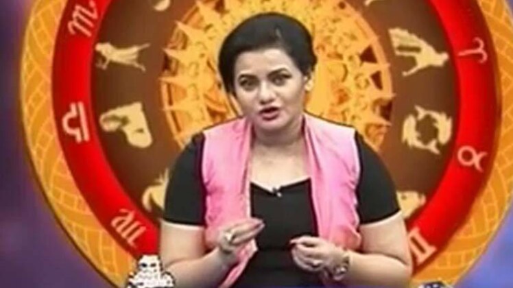 राशि के अनुसार जानिए शनि से जुड़ी परेशानियां दूर करने के उपाय