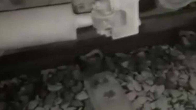 गाजियाबाद में पटरी से उतरी संपूर्ण क्रांति एक्सप्रेस