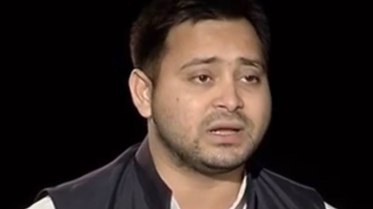 सीधी बात में बोले तेजस्‍वी- हम भाइयों में मतभेद नहीं