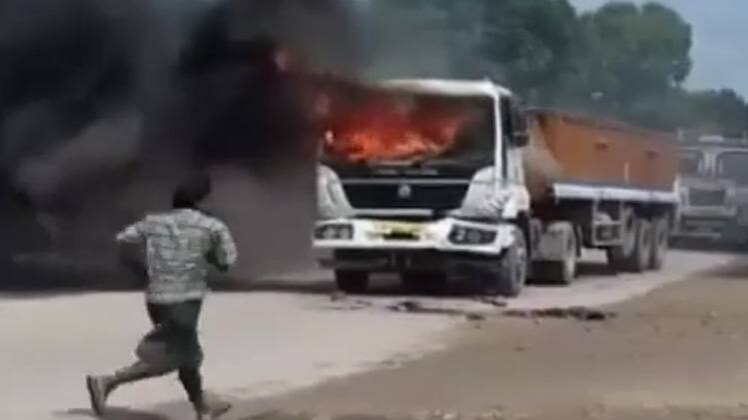 लखनऊ-वाराणसी हाईवे पर 6 लोगों की मौत पर हिंसा