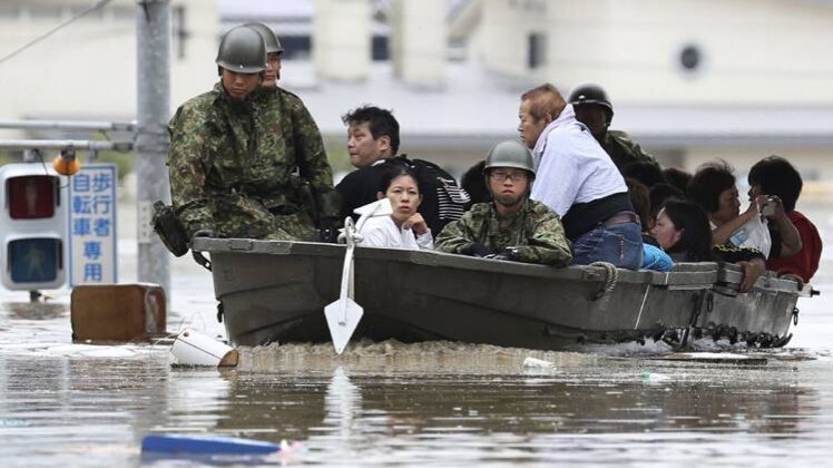 बाढ़ में डूबा जापान, पानी में समाया चीन