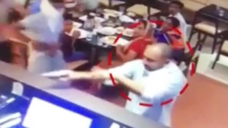 रेस्टोरेंट मालिक को मारी गोली