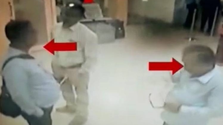 बरेली में ICICI बैंक से बदमाशों ने उड़ाए 20 लाख रुपये