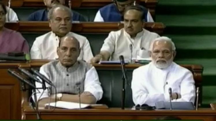 बड़ी खबरें: अविश्वास प्रस्ताव पर आज सरकार की अग्निपरीक्षा