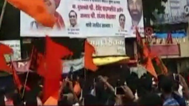 विरोध की तस्वीरें