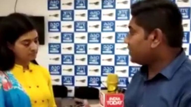 सीसीटीवी के मुद्दे पर अलका लांबा से बात