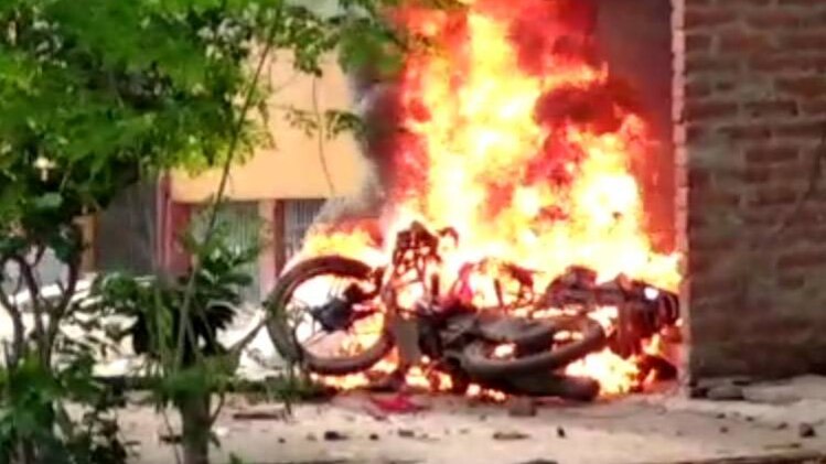 बिहार में आगजनी