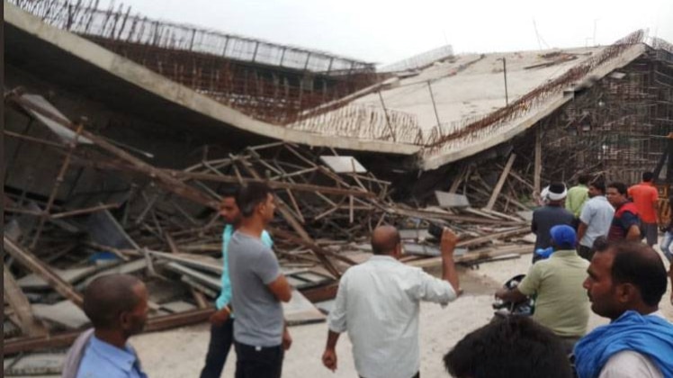 UP के बस्ती में गिरा निर्माणाधीन फ्लाईओवर