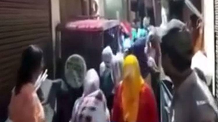 आओ बहस करें