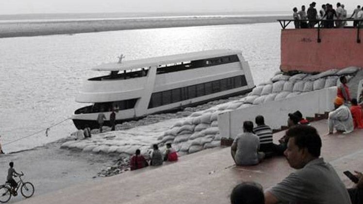 अब बनारस में लग्जरी क्रूज से कर सकेंगे सैर, इतना होगा किराया