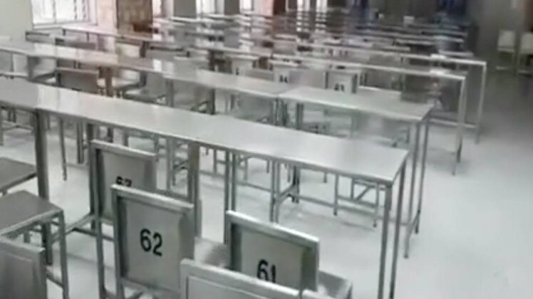 महाराष्ट्र सरकार के 17 लाख कर्मचारी हड़ताल पर