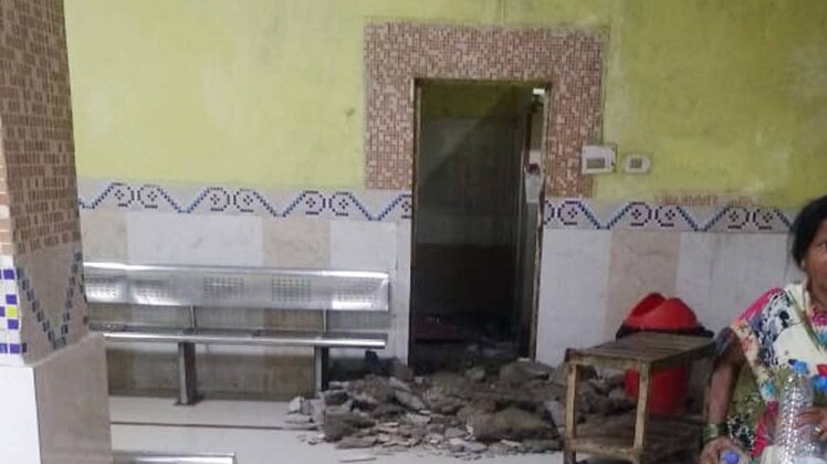 पटना जंक्शन पर गिरी दीवार