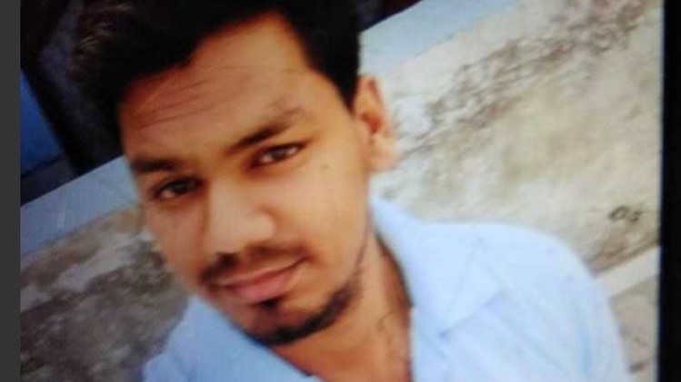 मृतक रवि