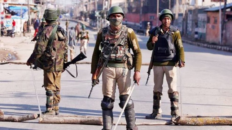 जम्मू कश्मीर में तैनात सुरक्षा बल