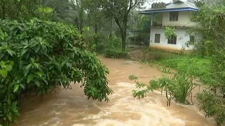 केरल में बाढ़ का कहर