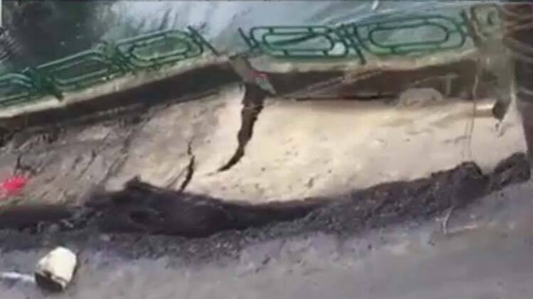 नैनीताल: झील में समाया मॉल रोड का हिस्सा