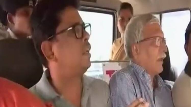 मुंबई मेट्रो: भीमा कोरेगांव केस में गिरफ्तार 5 बुद्धिजीवियों को राहत