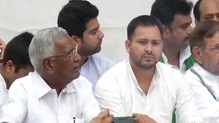 मुजफ्फरनगर का विरोध दिल्ली में क्यों?