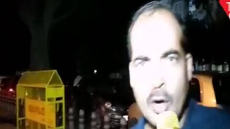 छात्र नेता उमर खालिद पर हमला