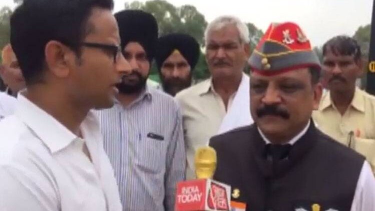 अस्पतालों की सुरक्षा से हटाए जाने को लेकर बोले पूर्व सैनिक