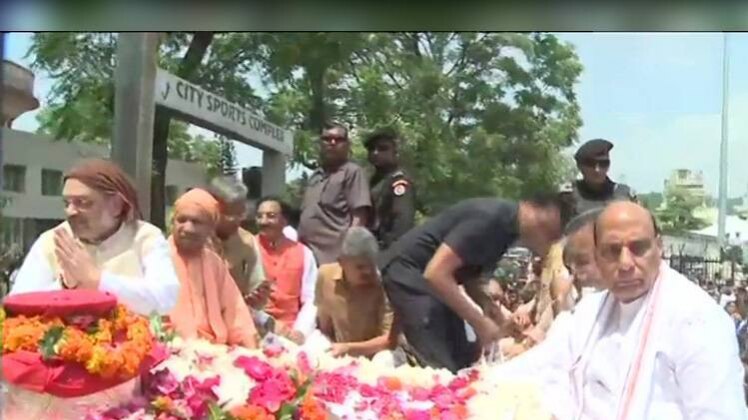 देखिए अटल बिहारी वाजपेयी की अस्थि कलश यात्रा