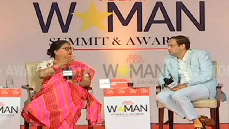 सीएम वसुंधरा राजे और राहुल कंवल (फोटो- इंडिया टुडे)