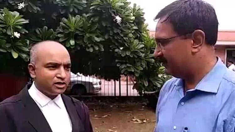 महाराष्ट्र सरकार के वकील निशांत कातनेश्वरकर