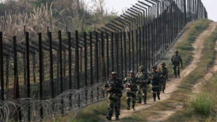 पाकिस्तान की सरहद पर 'अदृश्य दीवार'