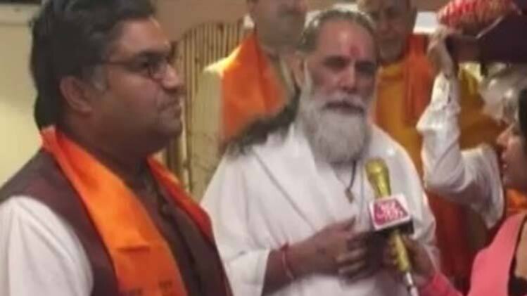 जन्माष्टमी के मौके पर लंदन में शोभा यात्रा