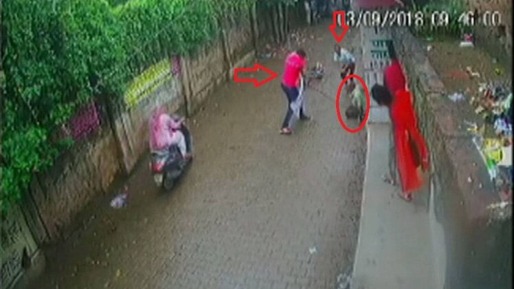 पुलिस मामले की छानबीन कर रही है