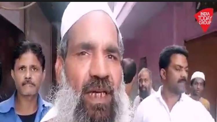 दिल्ली में कूड़े की वजह से टूटा रिश्ता