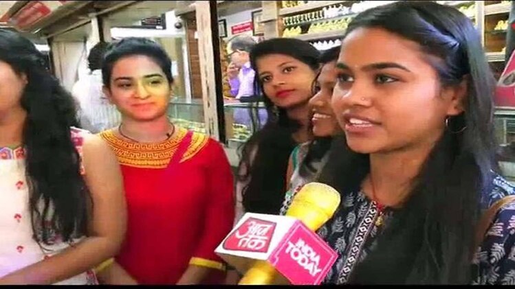 मुंबई में गणेश उत्सव की धूम