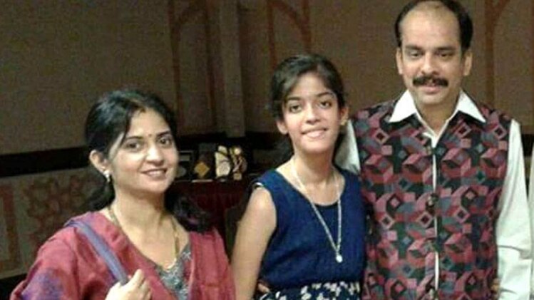 'अंधविश्वास' में एक परिवार की खुदकुशी!