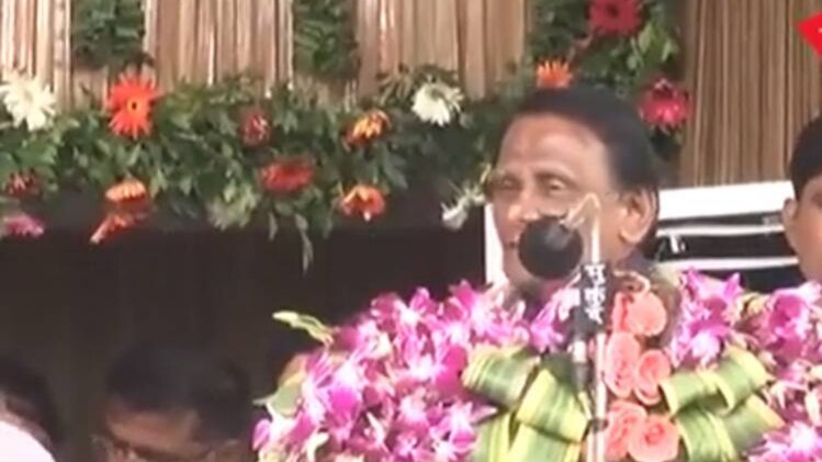 छत्तीसगढ़: प्रसिद्ध कवि सुरेंद्र ने BJP नेताओं की उपलब्धियों पर सुनाई कविता