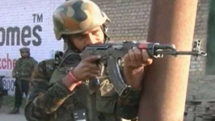 आकाओं की गिरफ्तारी से बौखलाए आतंकी!