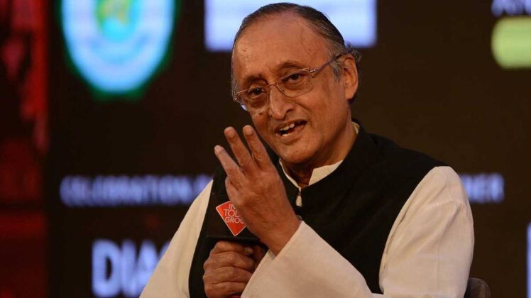 पश्चिम बंगाल के वित्त मंत्री अमित मित्रा