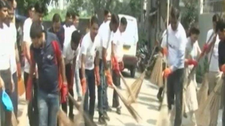 CIPL फाउंडेशन ने नोएडा में की स्वच्छ भारत अभियान की पहल