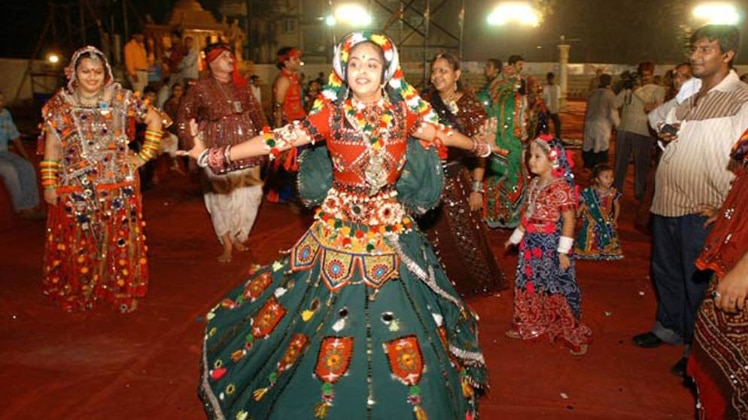 सूरत का गरबा डांस